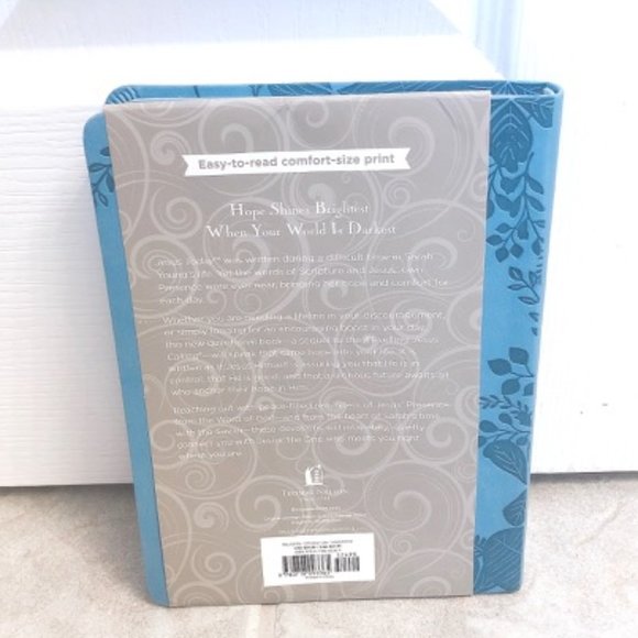 NEW Leather Jesus Today By Sarah Young (Experience Hope through his presence) - Picture 4 of 4